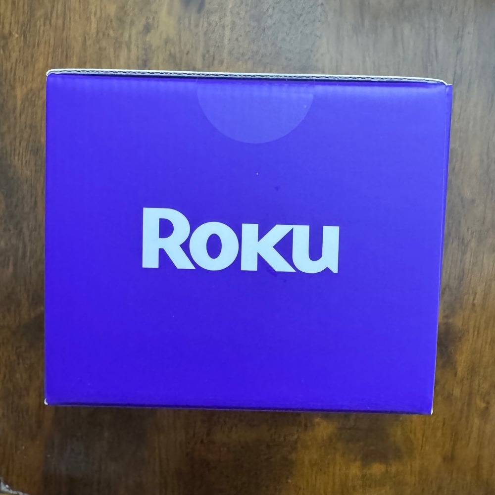 Roku Indoor Camera SE Wired 1080p HD Video Motion Sound Detection Night Vision - Picture 5 of 6